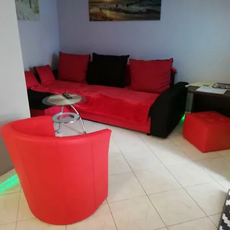 Apartament 302 Kiky Daire